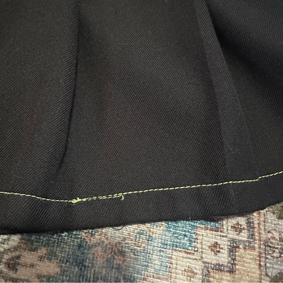 Royal Bones By Tripp Black & Lime Green Lace-Up Skirt Size XL - Picture 4 of 8